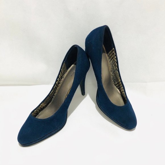 FIONI Clothing Shoes - Fioni Navy Blue Fabric (Suede-Like) Pumps Size 7.5
